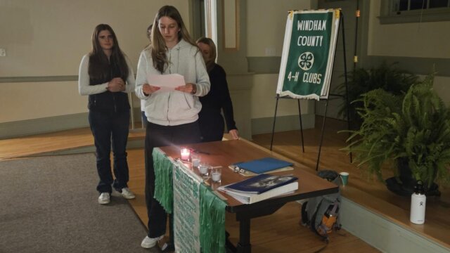 2025-Achievement-Night-Candle-Lighting